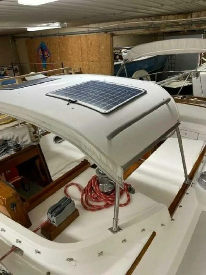 Slide: The Image of Hinckley Yachts Sou'wester Sloop C/B 1987 - 20