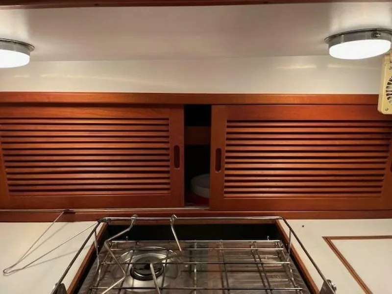 Slide: The Image of Hinckley Yachts Sou'wester Sloop C/B 1987 - 14