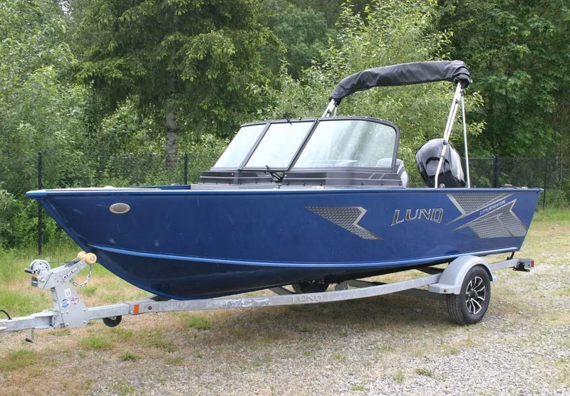 The Image of Lund 1775 Adventure Sport 2026 - 0
