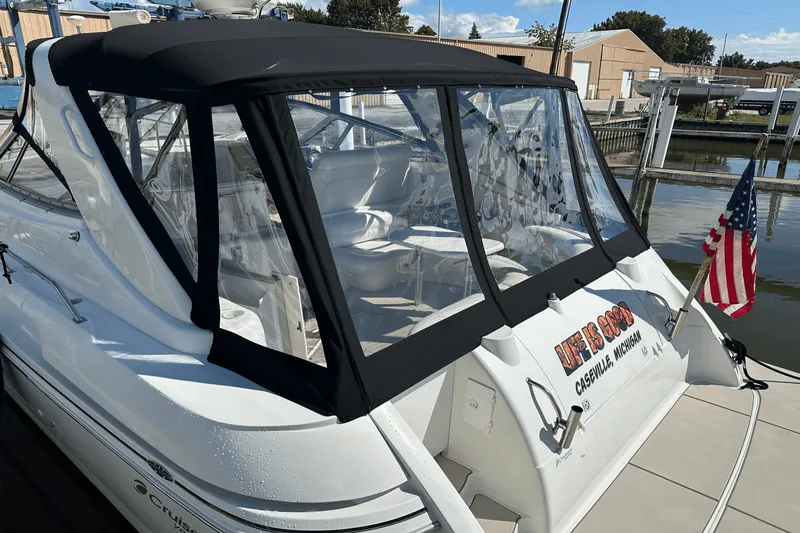 Slide: The Image of Cruisers 3870 2000 - 4