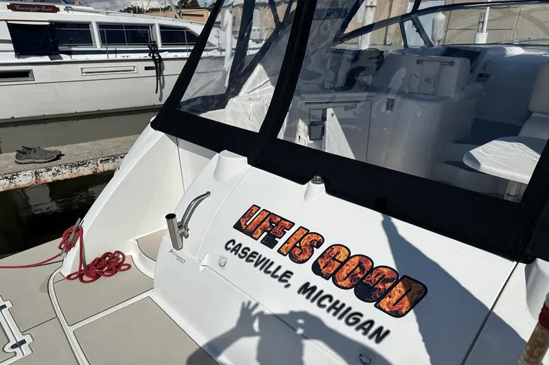 Slide: The Image of Cruisers 3870 2000 - 6