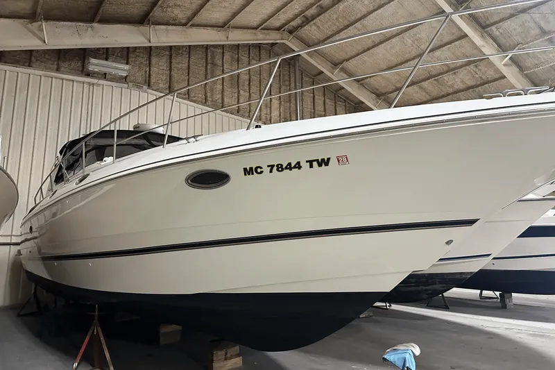 Slide: The Image of Cruisers Yachts 3870 2000 - 49