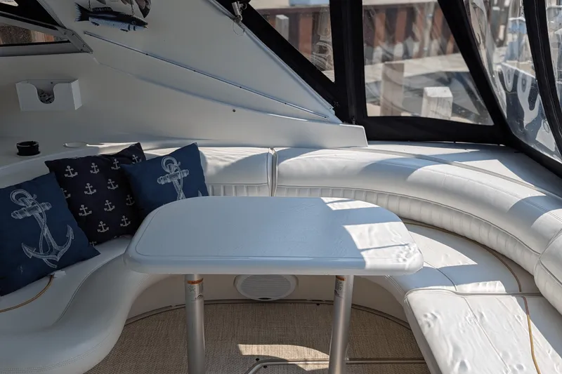 Slide: The Image of Cruisers Yachts 3870 2000 - 58