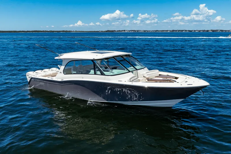 Slide: The Image of Grady-White Freedom 415 2026 - 12