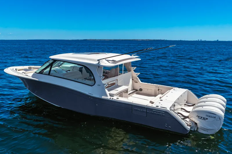 Slide: The Image of Grady-White Freedom 415 2026 - 15