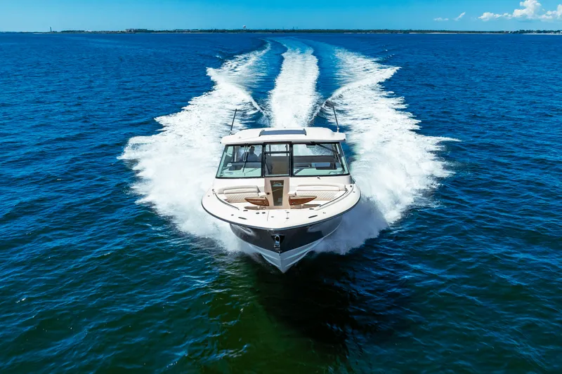 Slide: The Image of Grady-White Freedom 415 2026 - 18