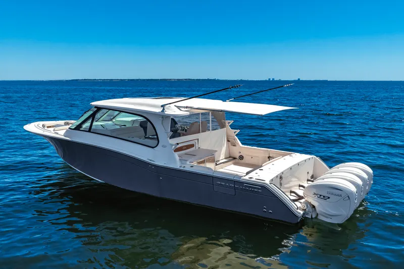 Slide: The Image of Grady-White Freedom 415 2026 - 2