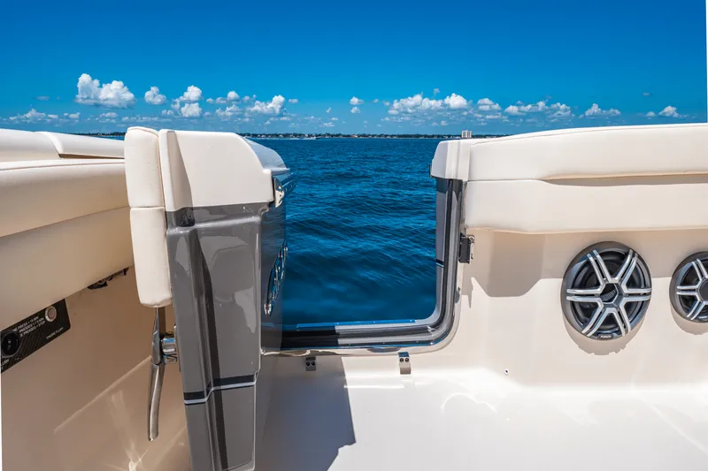 Slide: The Image of Grady-White Freedom 415 2026 - 31