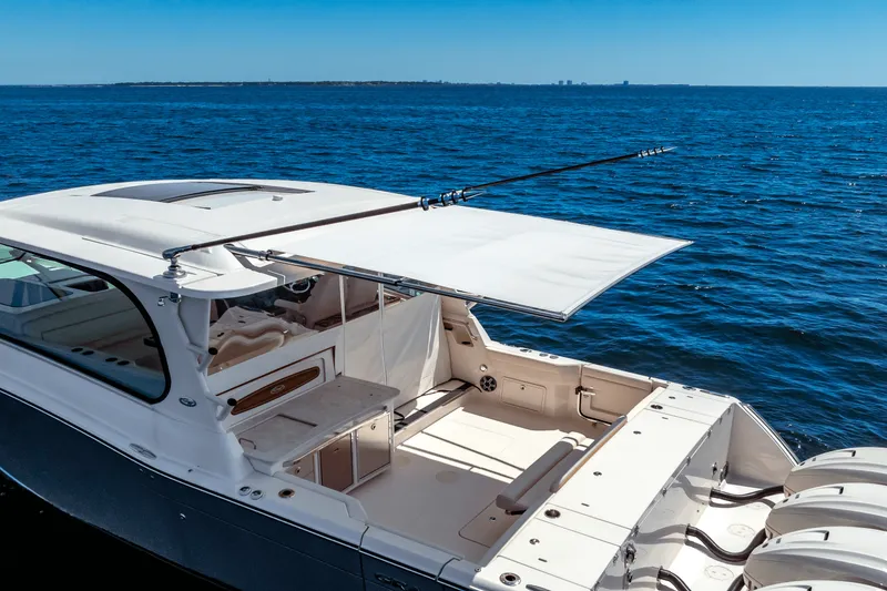 Slide: The Image of Grady-White Freedom 415 2026 - 4