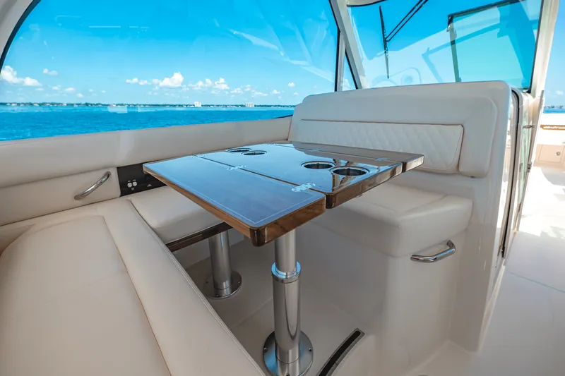 Slide: The Image of Grady-White Freedom 415 2026 - 47