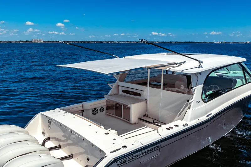 Slide: The Image of Grady-White Freedom 415 2026 - 5