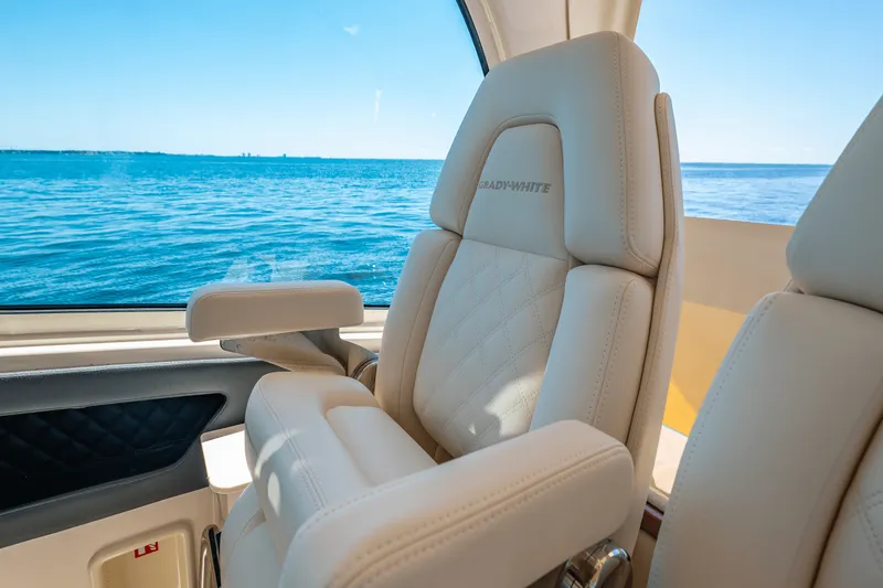 Slide: The Image of Grady-White Freedom 415 2026 - 54