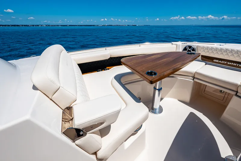 Slide: The Image of Grady-White Freedom 415 2026 - 79