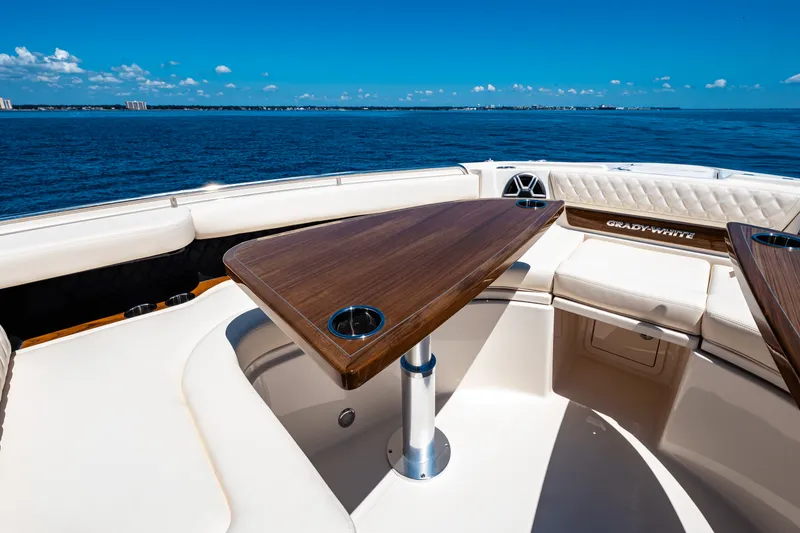 Slide: The Image of Grady-White Freedom 415 2026 - 86