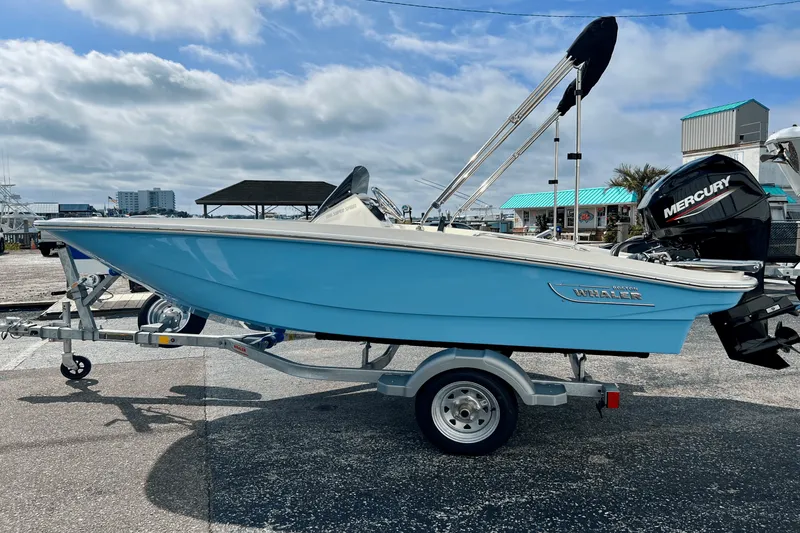 Slide: The Image of Boston Whaler 130 Super Sport 2026 - 0