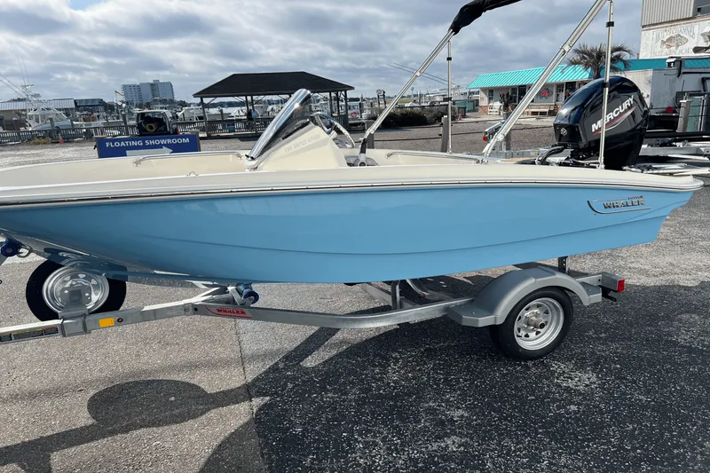 Slide: The Image of Boston Whaler 130 Super Sport 2026 - 2