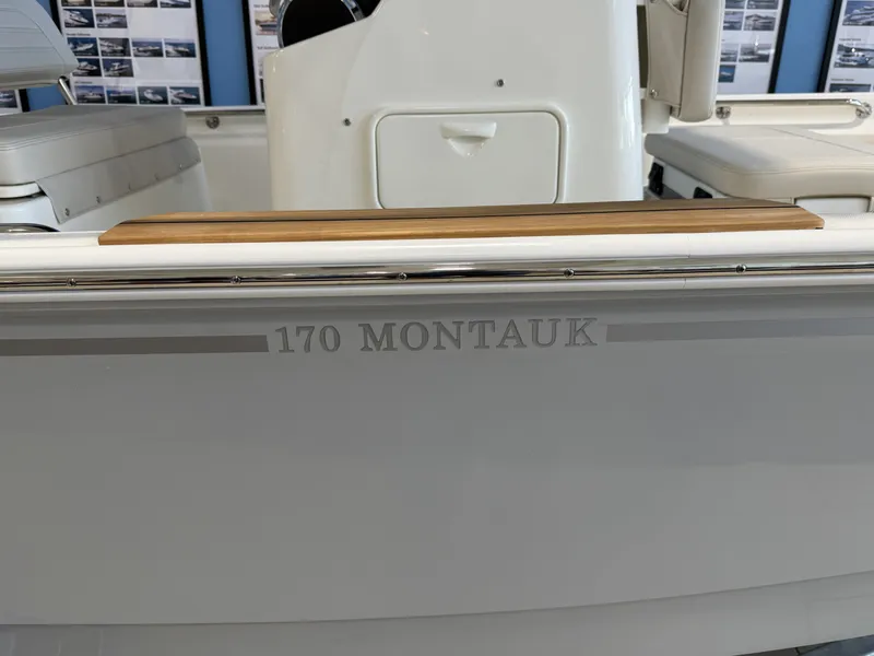 Slide: The Image of Boston Whaler 170 Montauk 2026 - 3