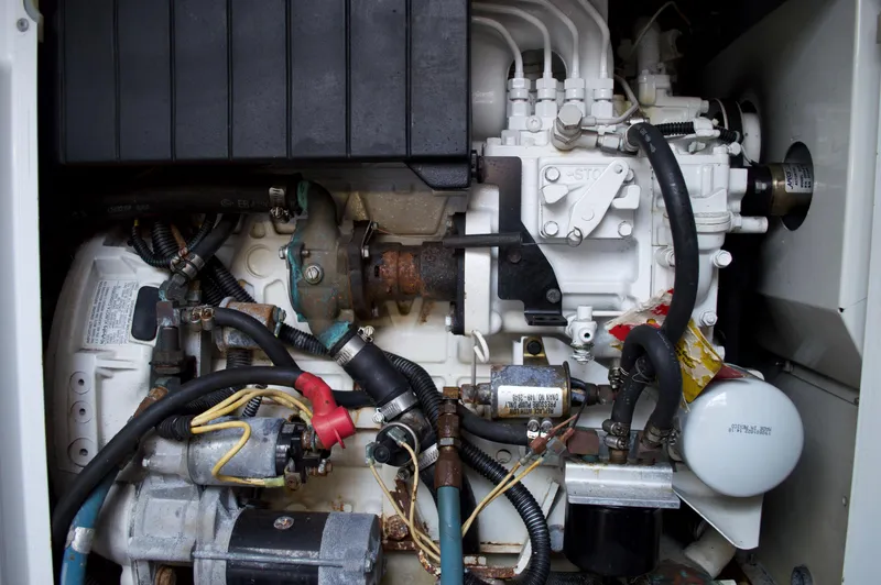 Slide: The Image of Engine compartment of a 2005 Sea Ray 550 Sedan Bridge yacht. - 20