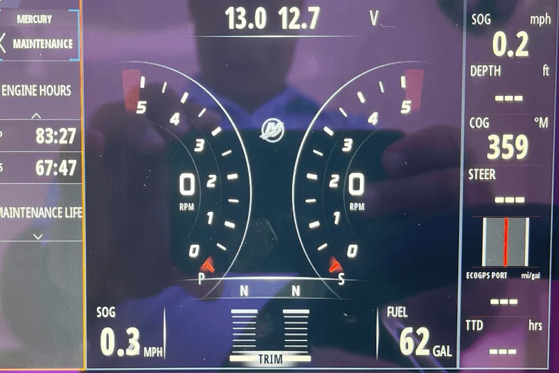 Slide: The Image of Sea Ray 350 SUNDANCER COUPE 2021 - 38