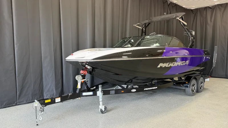 Slide: The Image of Moomba MOJO 2016 - 2