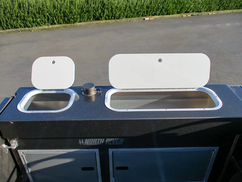 Slide: The Image of North River 22' Seahawk 2026 - 18