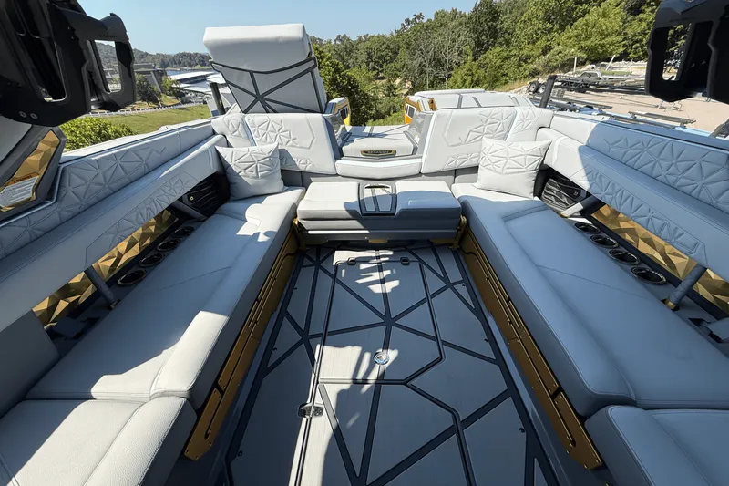 Slide: The Image of Nautique 25 PARAGON 2024 - 31