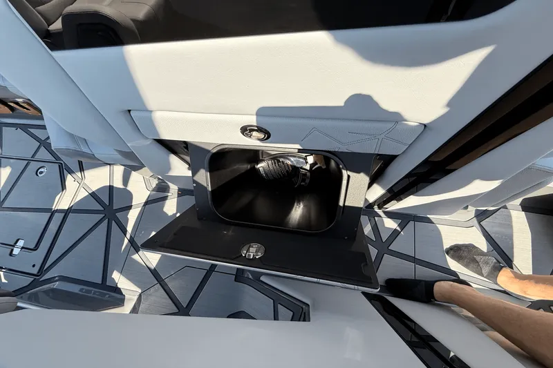 Slide: The Image of Nautique 25 PARAGON 2024 - 50