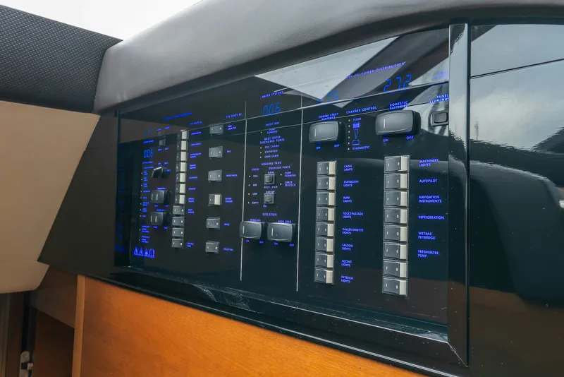 Slide: The Image of Princess Yachts 69 2018 - 48