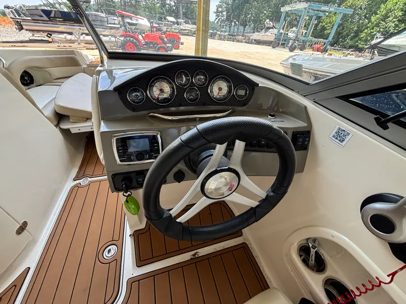 Slide: The Image of Stingray 234LR 2017 - 6