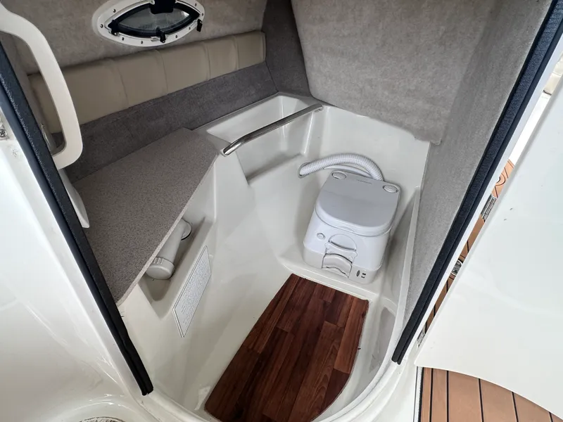 Slide: The Image of Stingray 234LR 2017 - 19