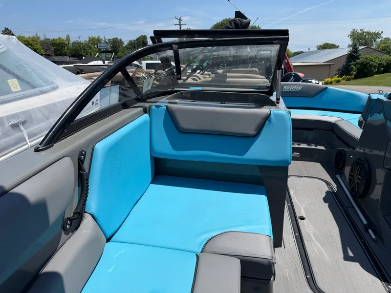 Slide: The Image of Heyday Wake Boats WT2 DC 2021 - 11