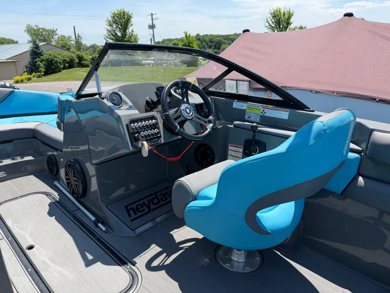 Slide: The Image of Heyday Wake Boats WT2 DC 2021 - 10