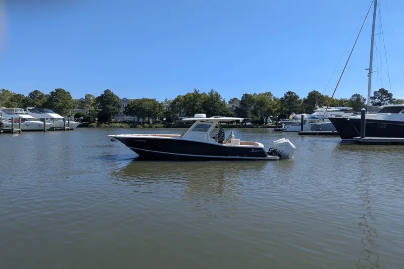 Slide: The Image of Scout 300 LXF 2020 - 14