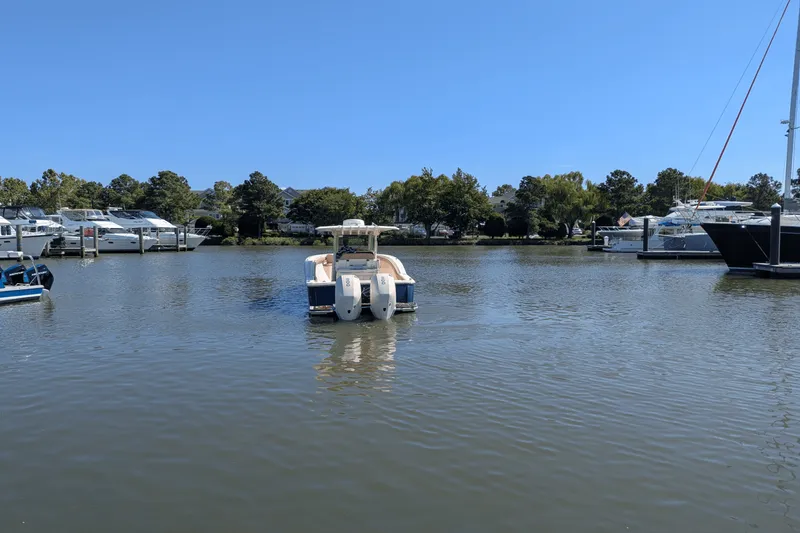 Slide: The Image of Scout 300 LXF 2020 - 20