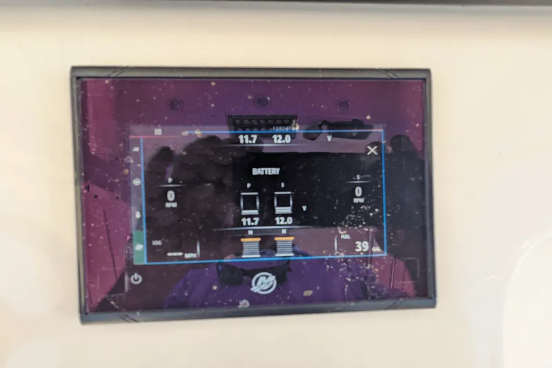 Slide: The Image of Scout 300 LXF 2020 - 50