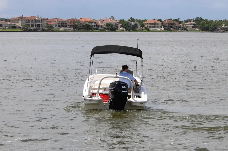 Slide: The Image of Boston Whaler 160 Super Sport 2026 - 3
