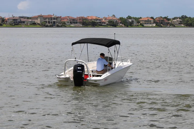 Slide: The Image of Boston Whaler 160 Super Sport 2026 - 4