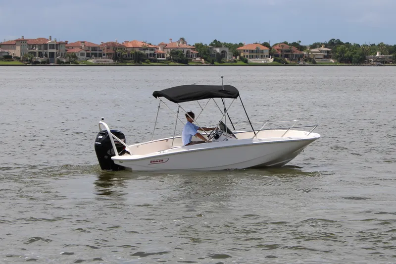 Slide: The Image of Boston Whaler 160 Super Sport 2026 - 6