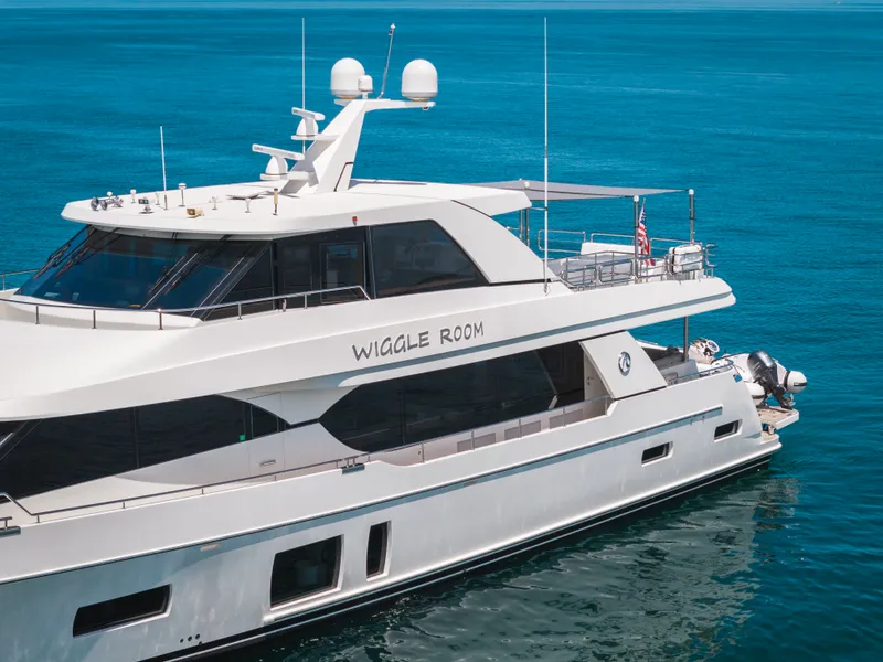 Slide: The Image of Ocean Alexander 100 MY 2018 - 7