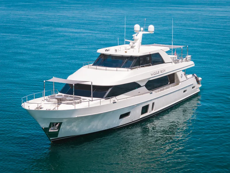 Slide: The Image of Ocean Alexander 100 MY 2018 - 6