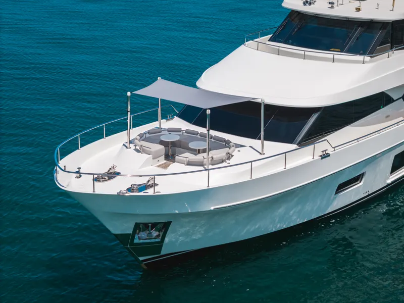 Slide: The Image of Ocean Alexander 100 MY 2018 - 5