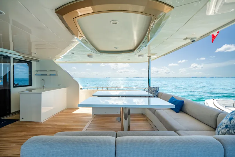 Slide: The Image of Ocean Alexander 100 MY 2018 - 95