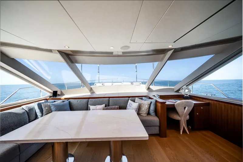 Slide: The Image of Ocean Alexander 100 MY 2018 - 55