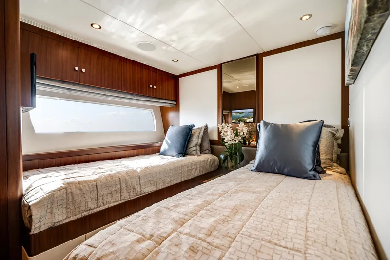 Slide: The Image of Ocean Alexander 100 MY 2018 - 64