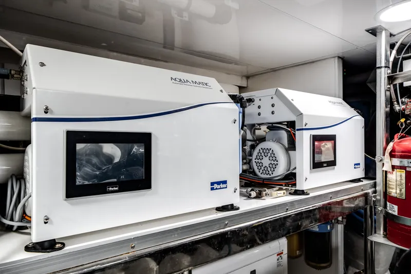 Slide: The Image of Ocean Alexander 100 MY 2018 - 131