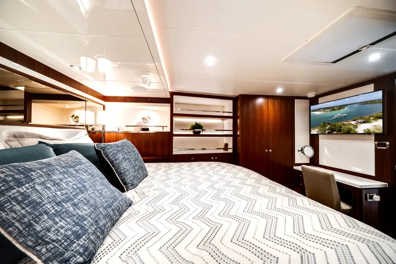 Slide: The Image of Ocean Alexander 100 MY 2018 - 59