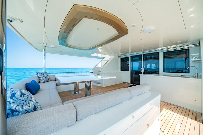 Slide: The Image of Ocean Alexander 100 MY 2018 - 97