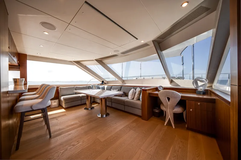 Slide: The Image of Ocean Alexander 100 MY 2018 - 50
