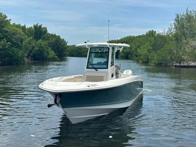 Slide: The Image of Boston Whaler 280 Outrage 2026 - 2