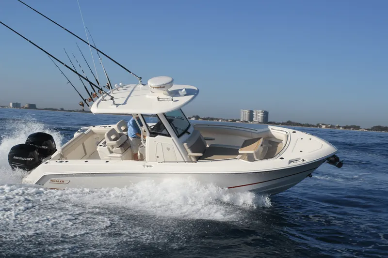 Slide: The Image of Boston Whaler 280 Outrage 2026 - 98